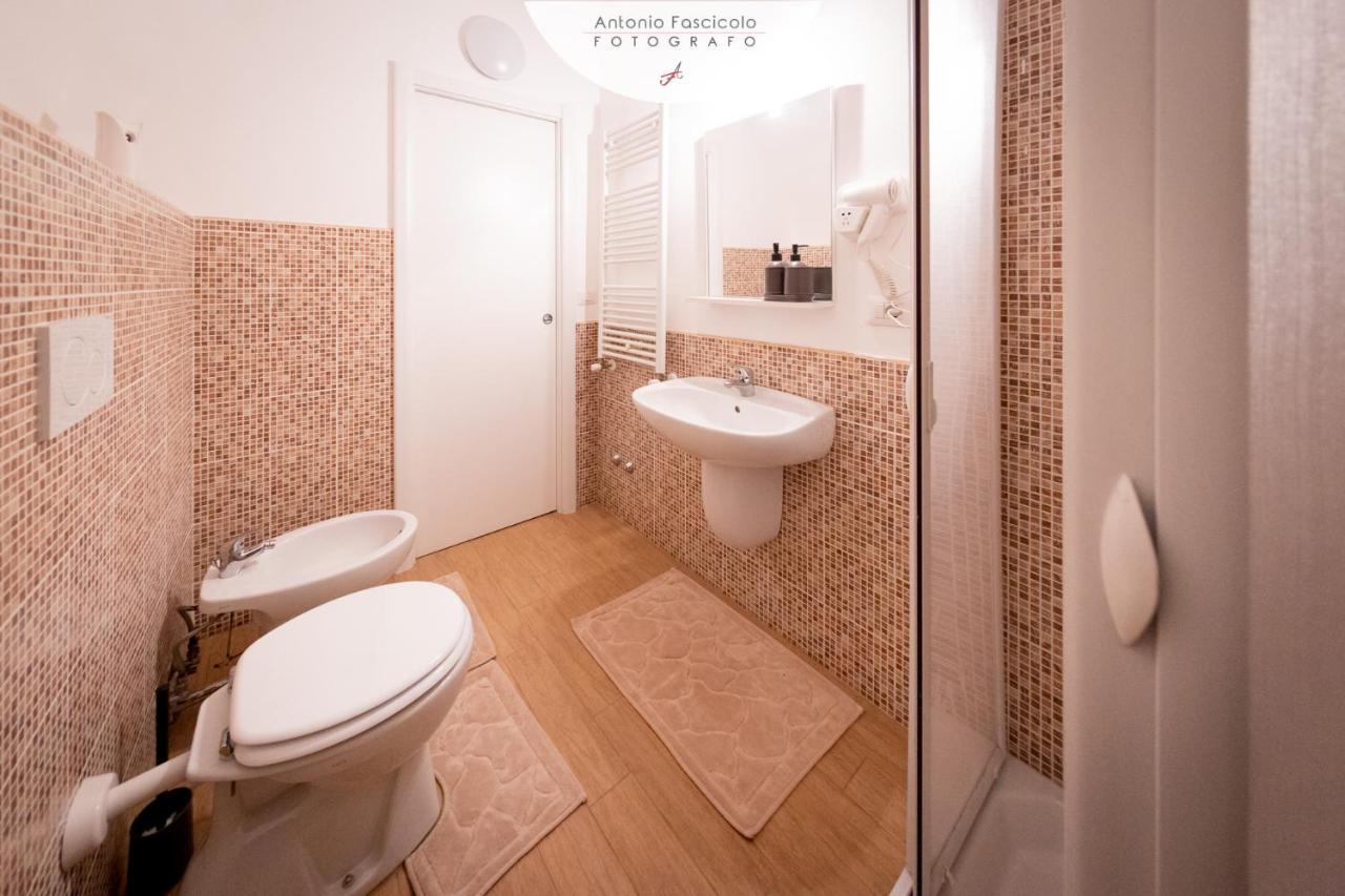 Antica Dimora Lombardi 2 Apartman Bari Kültér fotó