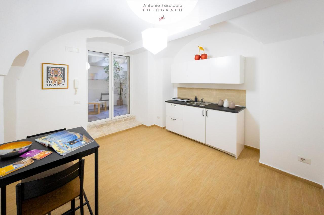 Antica Dimora Lombardi 2 Apartman Bari Kültér fotó